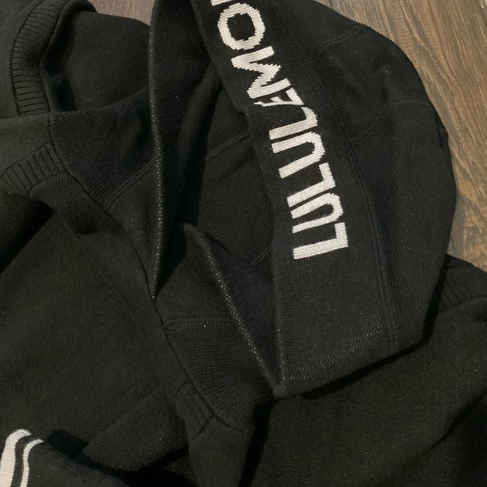 Lululemon Soothe Away Hoodie - Sz 6 - Picture 2 of 4